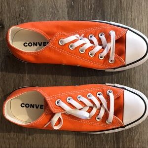 Orange converse size 8